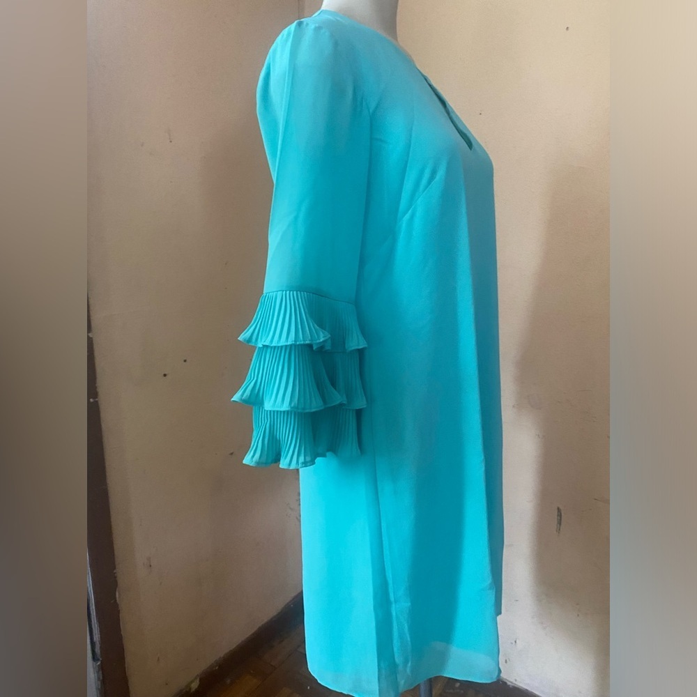 Vince Camuto Blue Sheath Dress with Bell Sleeves Wedding Guest - Picture 11 of 13